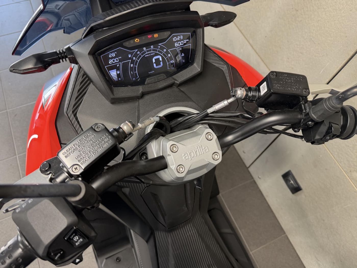 Aprilia SR GT 200 Red Raceway ABS — fotografie 8