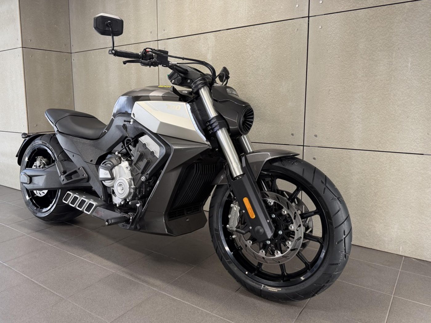 Benda LFC 700 ABS — fotografie 3