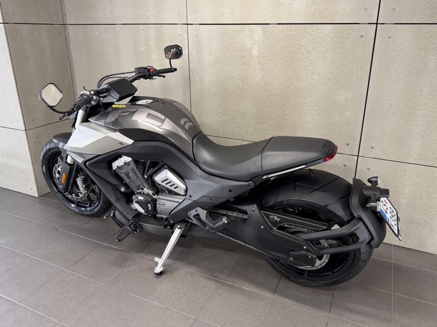 Benda LFC 700 ABS — fotografie 8