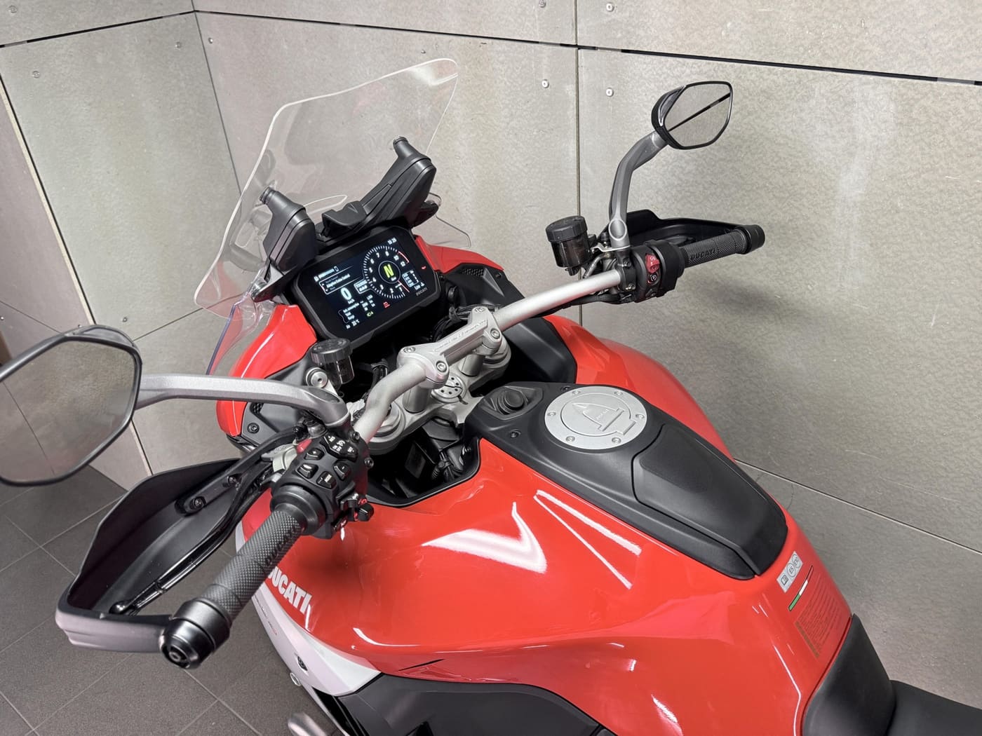 Ducati Multistrada V4 S Radar — fotografie 10
