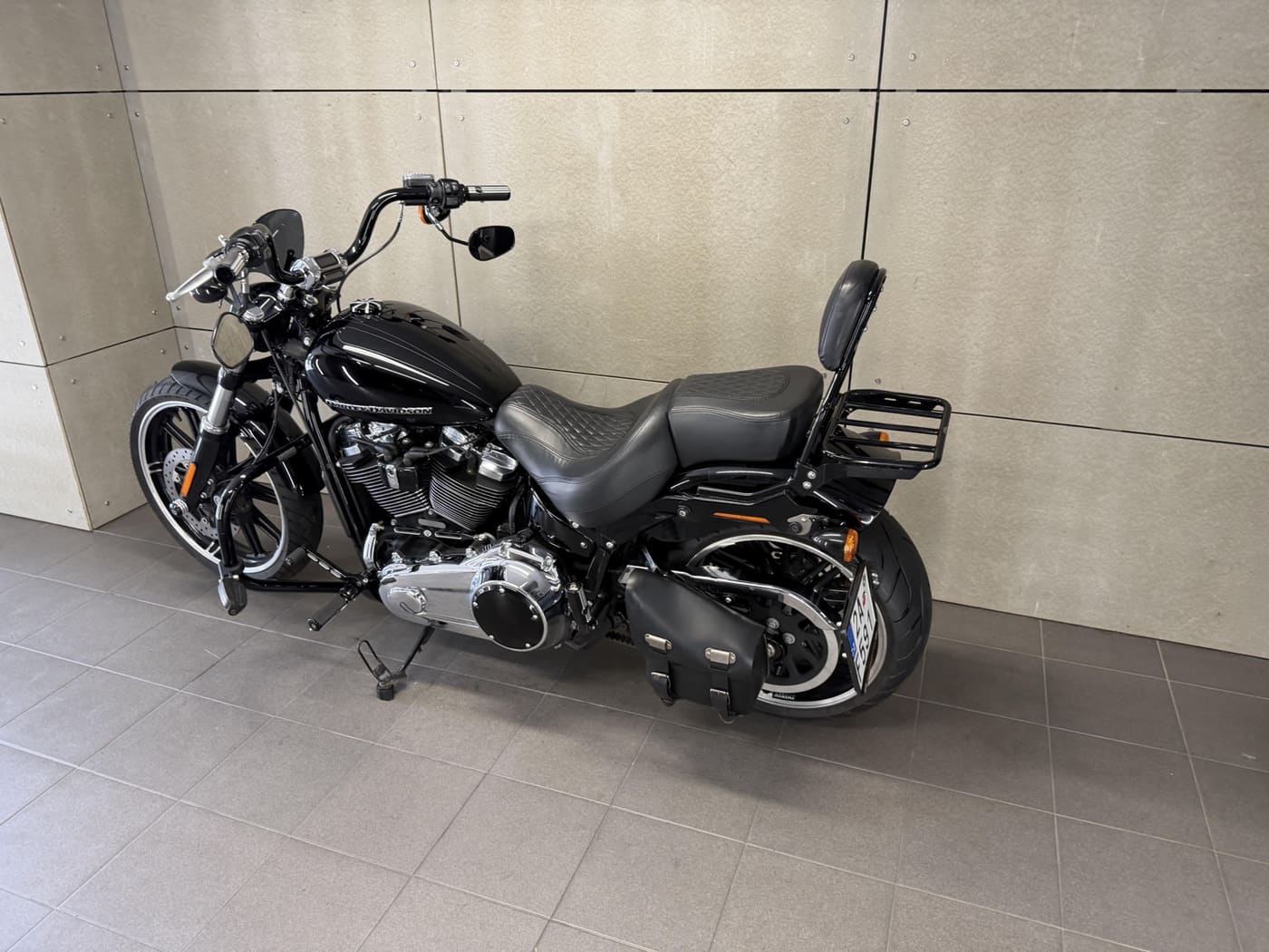Harley-Davidson FXBR Softail Breakout — fotografie 7