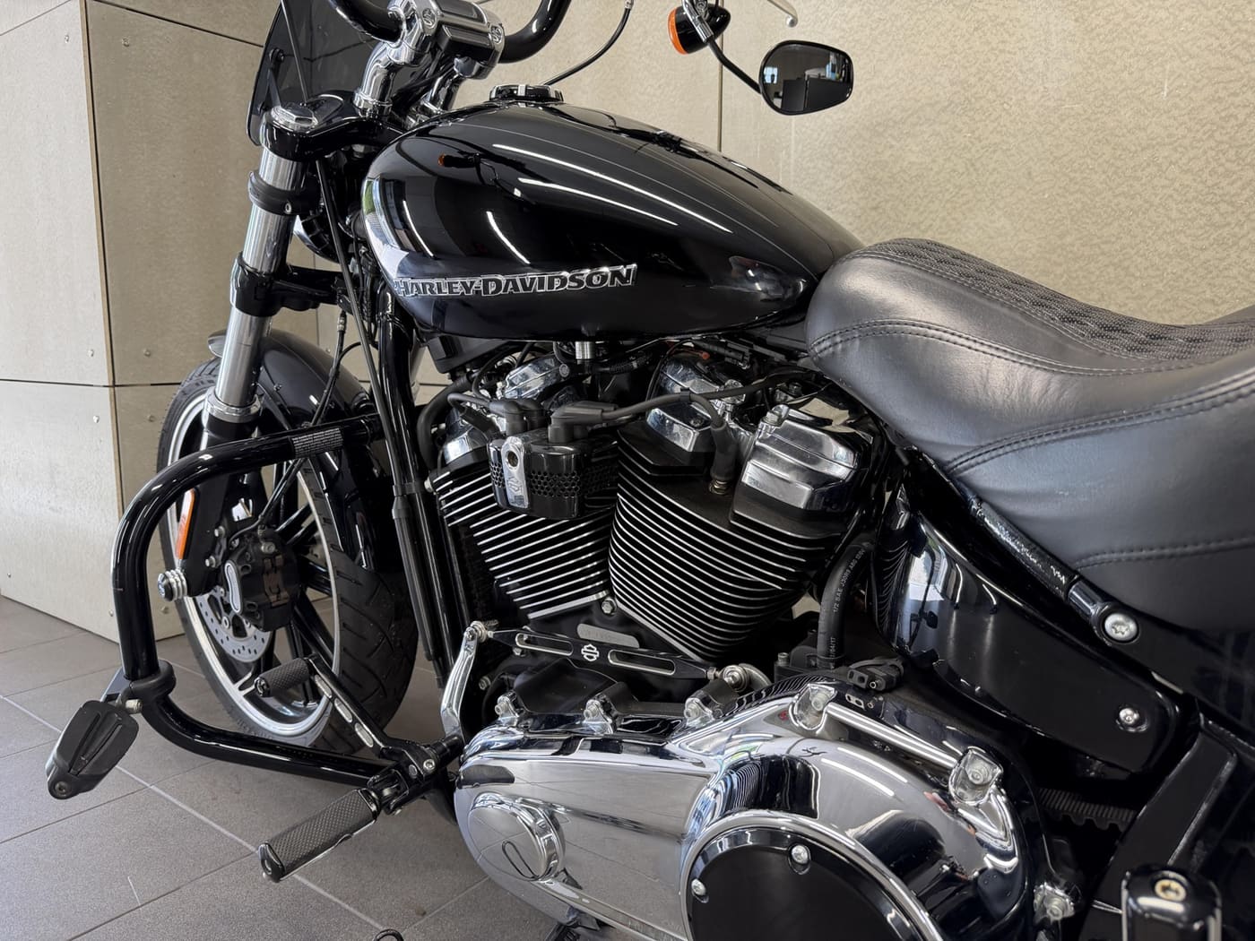 Harley-Davidson FXBR Softail Breakout — fotografie 9
