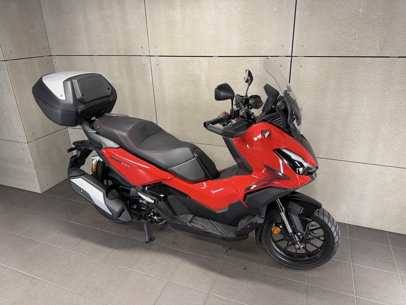 Honda ADV 350 ABS — fotografie 3