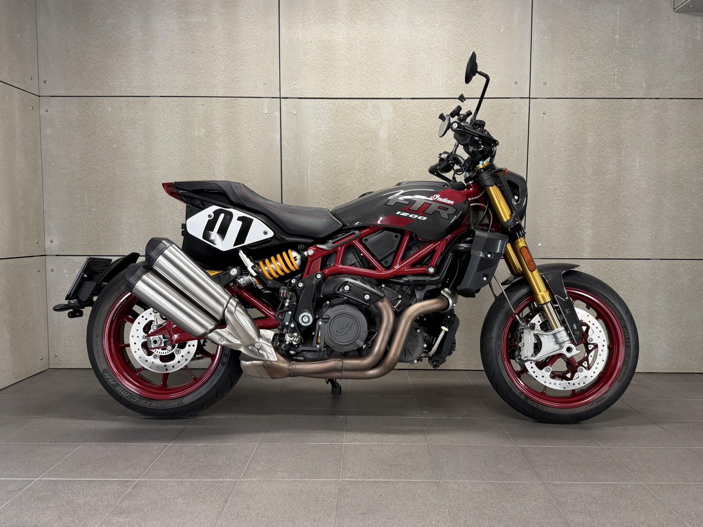 Indian FTR 1200 Carbon ABS