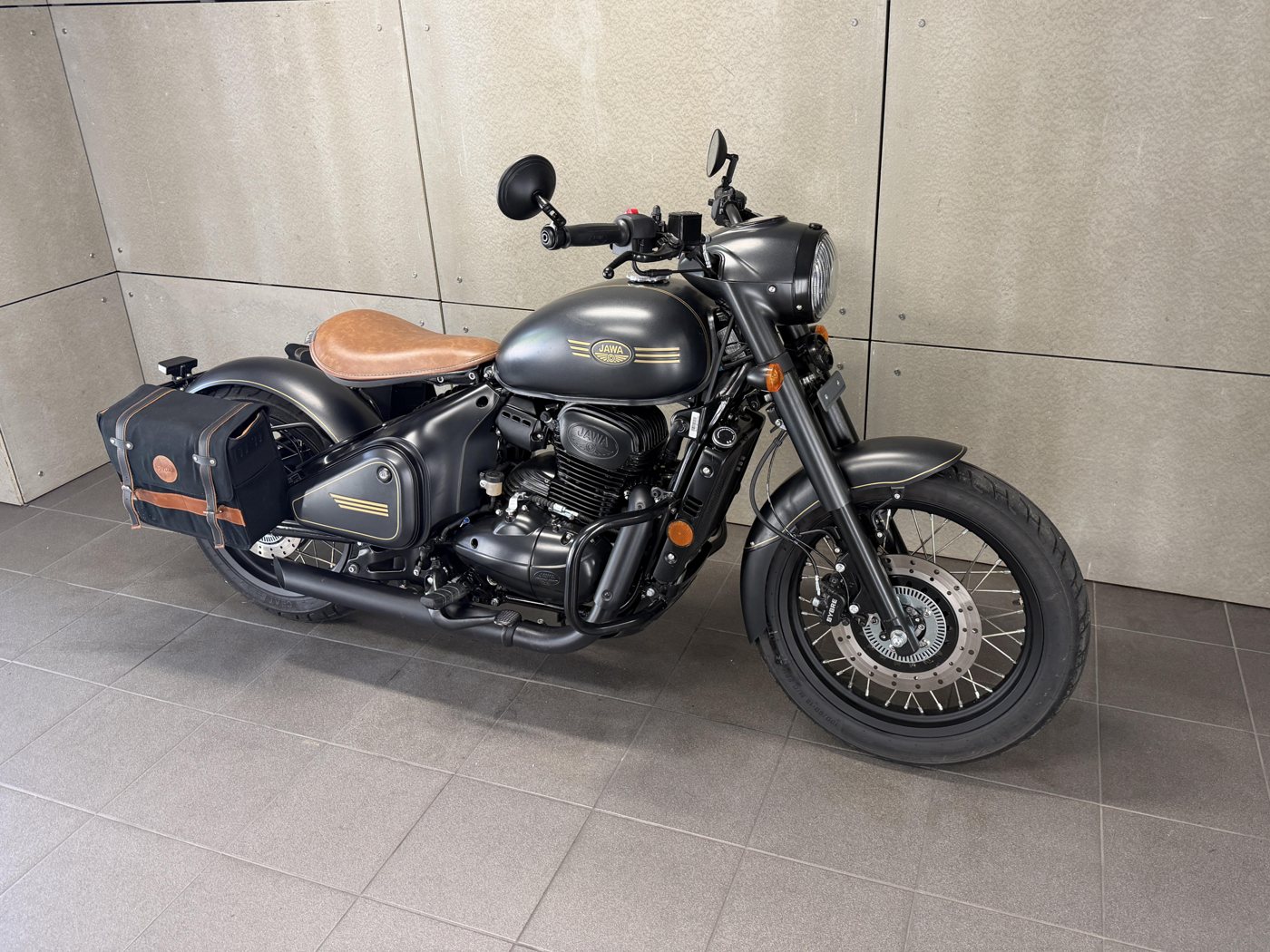 Jawa Perak ABS — fotografie 3