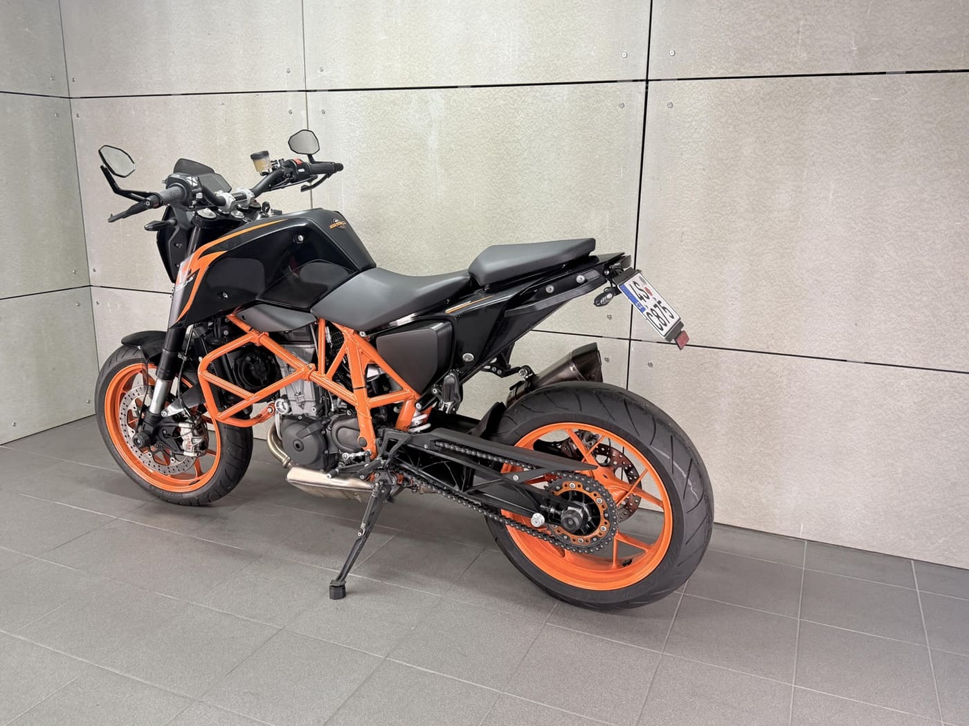 KTM 690 Duke R — fotografie 9