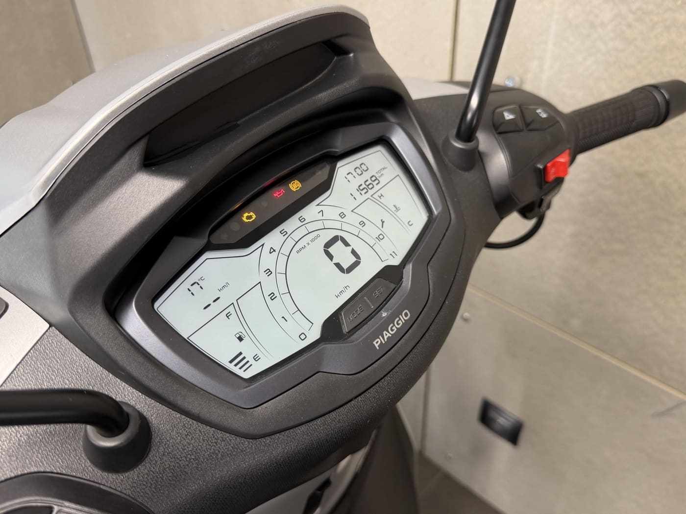 Piaggio Beverly 300 S HPE — fotografie 10
