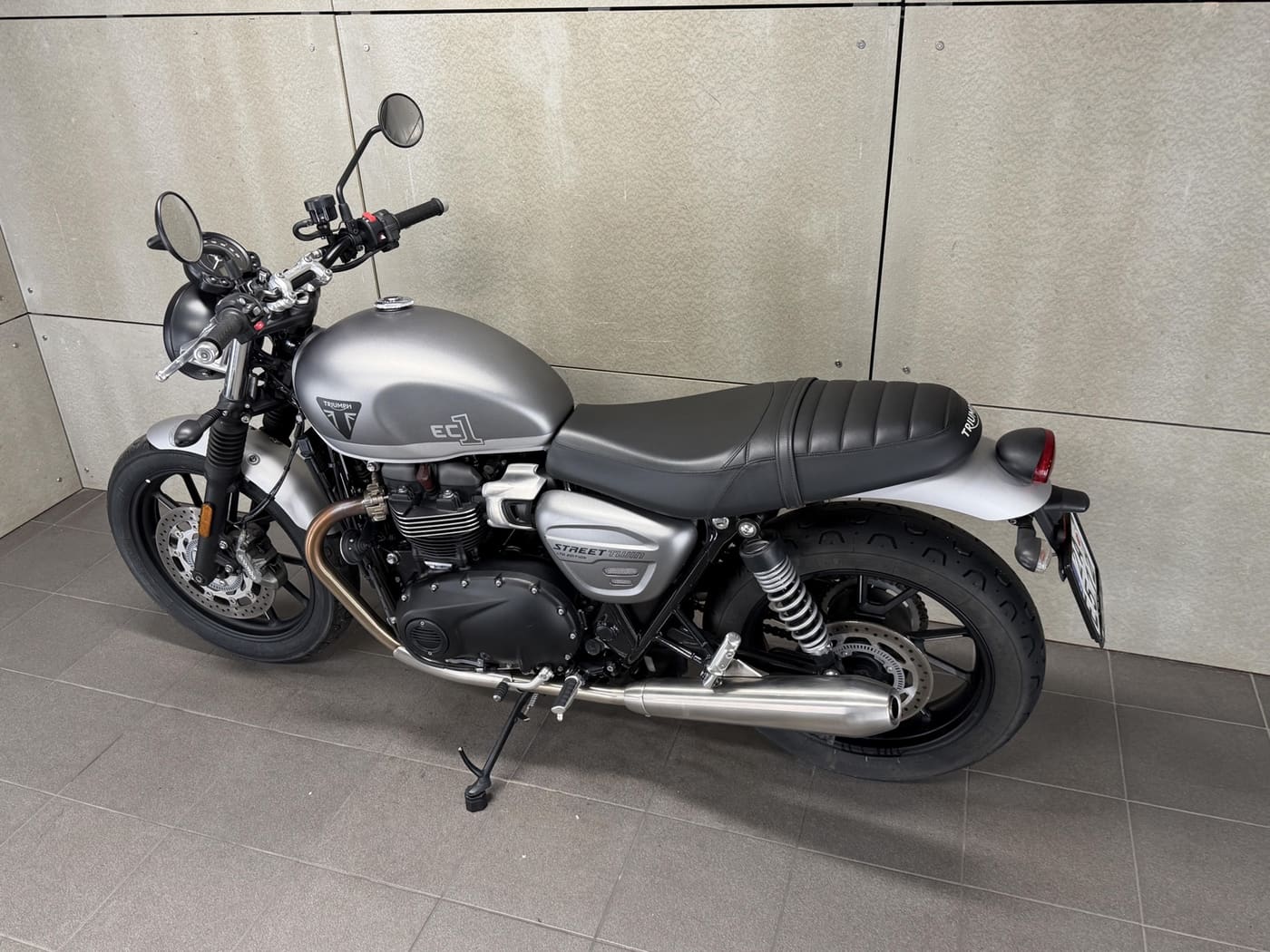 Triumph Street Twin 900 EC1 Ltd. Edition — fotografie 8